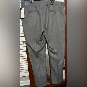 NWT Perry Ellis slim straight 38/30 38x30